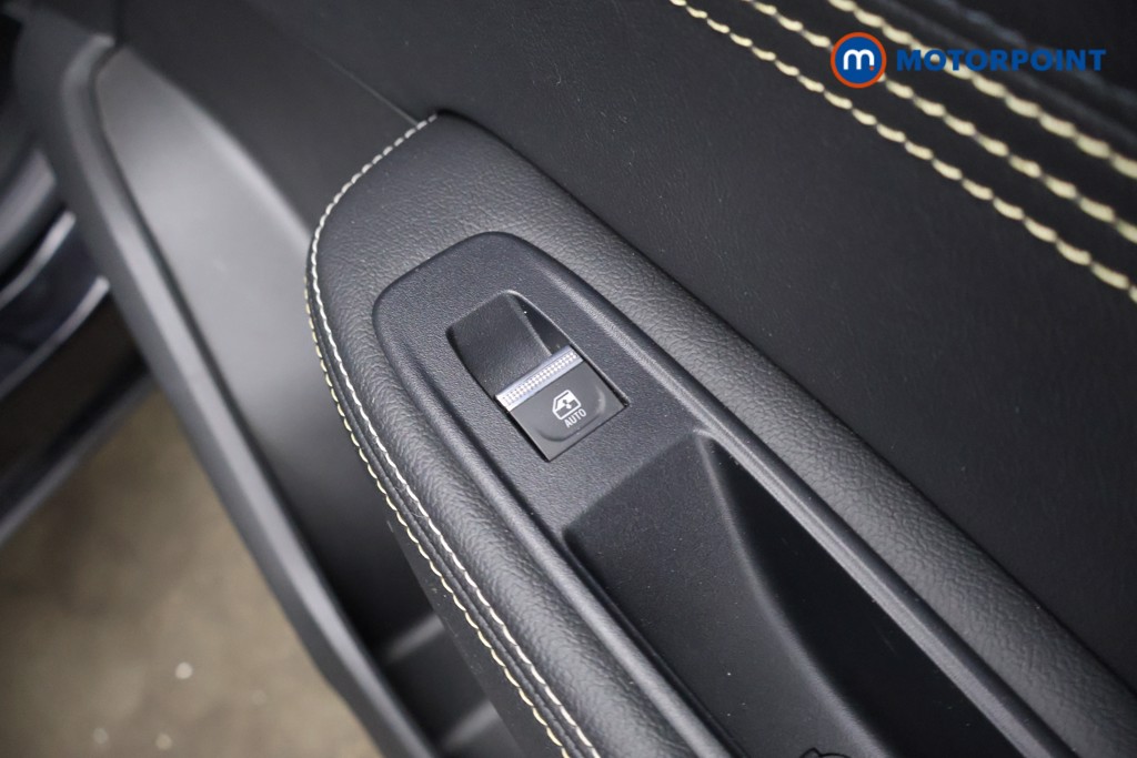 Renault Arkana Engineered Automatic Petrol-Electric Hybrid SUV - Stock Number (1626557) - 25th supplementary image