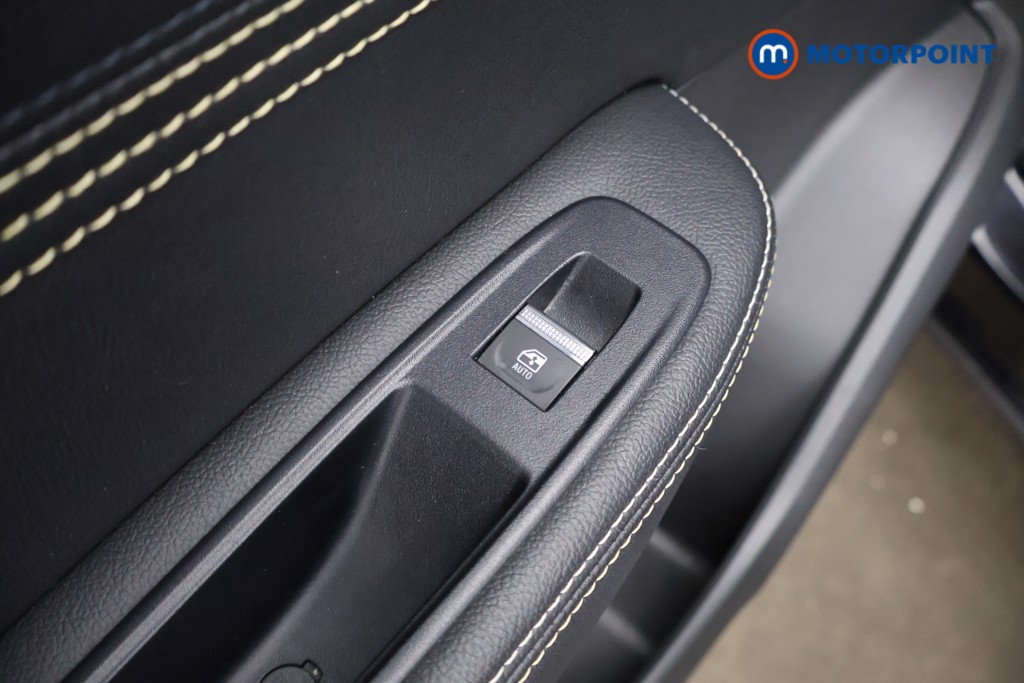 Renault Arkana Engineered Automatic Petrol-Electric Hybrid SUV - Stock Number (1626557) - 29th supplementary image