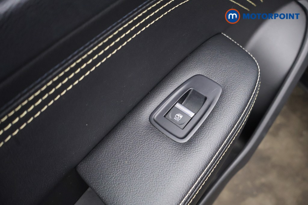 Renault Arkana Engineered Automatic Petrol-Electric Hybrid SUV - Stock Number (1626557) - 31st supplementary image