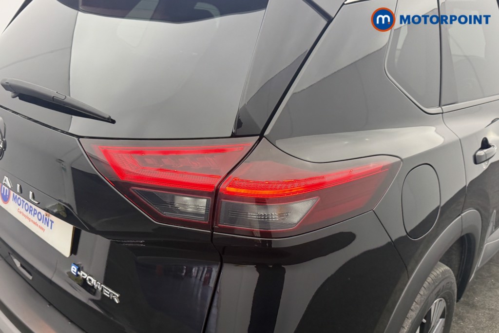 Nissan X-Trail N-Connecta Automatic Petrol-Electric Hybrid SUV - Stock Number (1626601) - 24th supplementary image