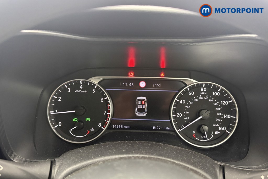 Nissan Juke Acenta Premium Manual Petrol SUV - Stock Number (1626602) - 4th supplementary image