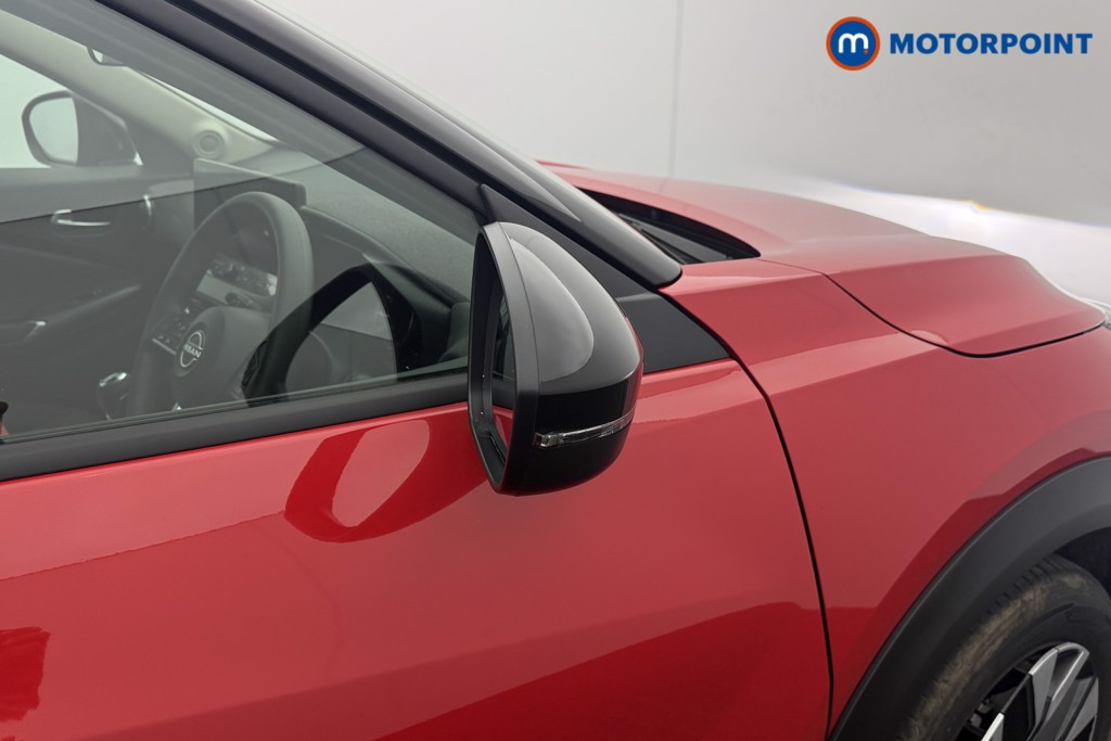 Nissan Juke Acenta Premium Manual Petrol SUV - Stock Number (1626602) - 14th supplementary image