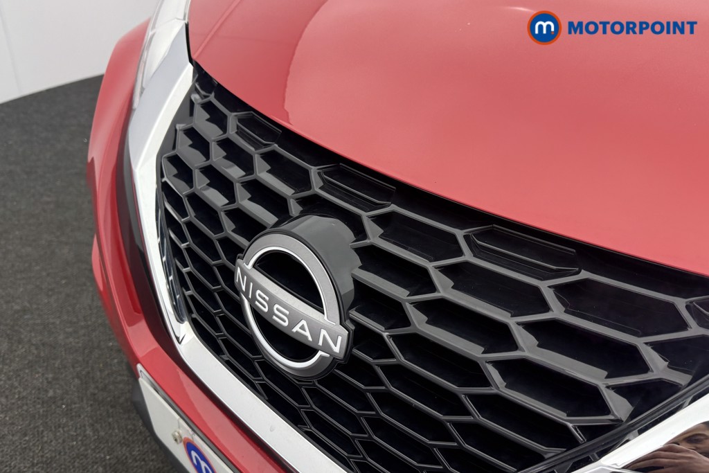 Nissan Juke Acenta Premium Manual Petrol SUV - Stock Number (1626602) - 17th supplementary image