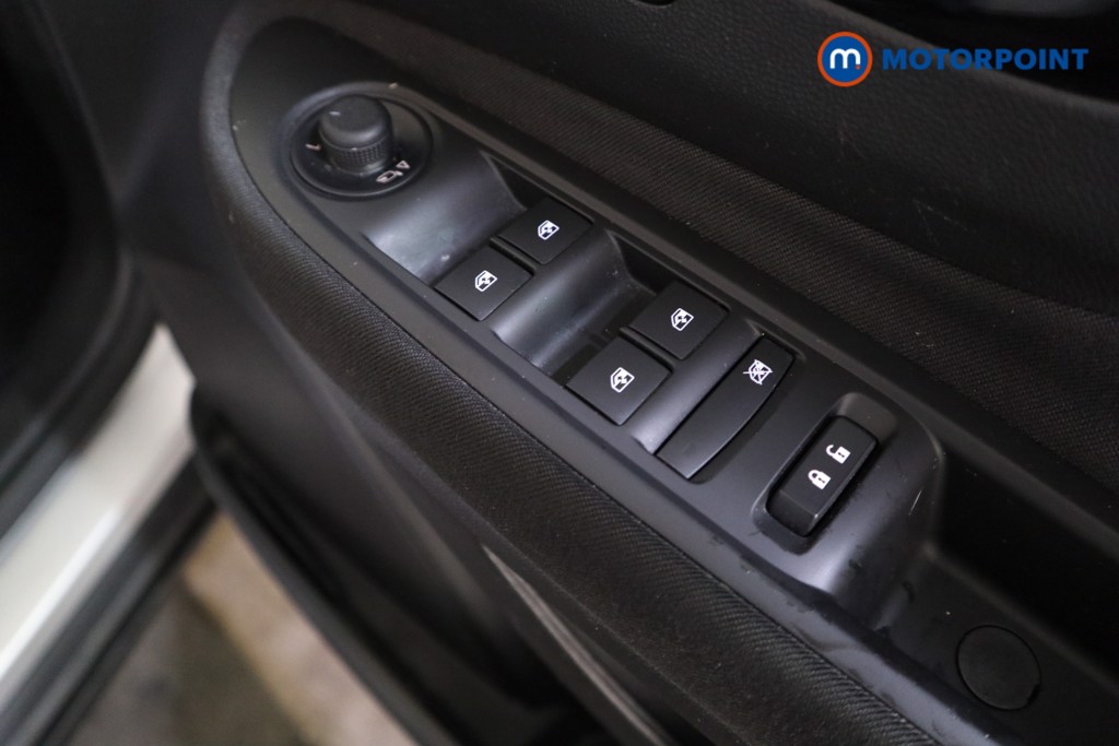 Vauxhall Mokka X Active Manual Petrol SUV - Stock Number (1627061) - 12th supplementary image