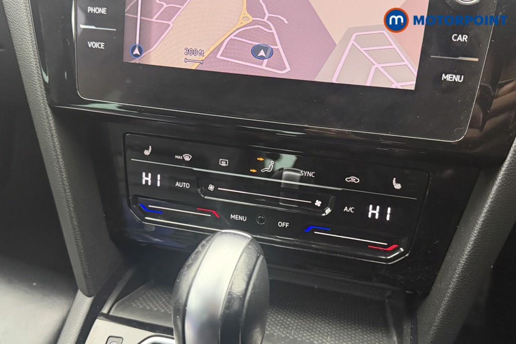 Volkswagen Passat R-Line Automatic Petrol Saloon - Stock Number (1627366) - 4th supplementary image