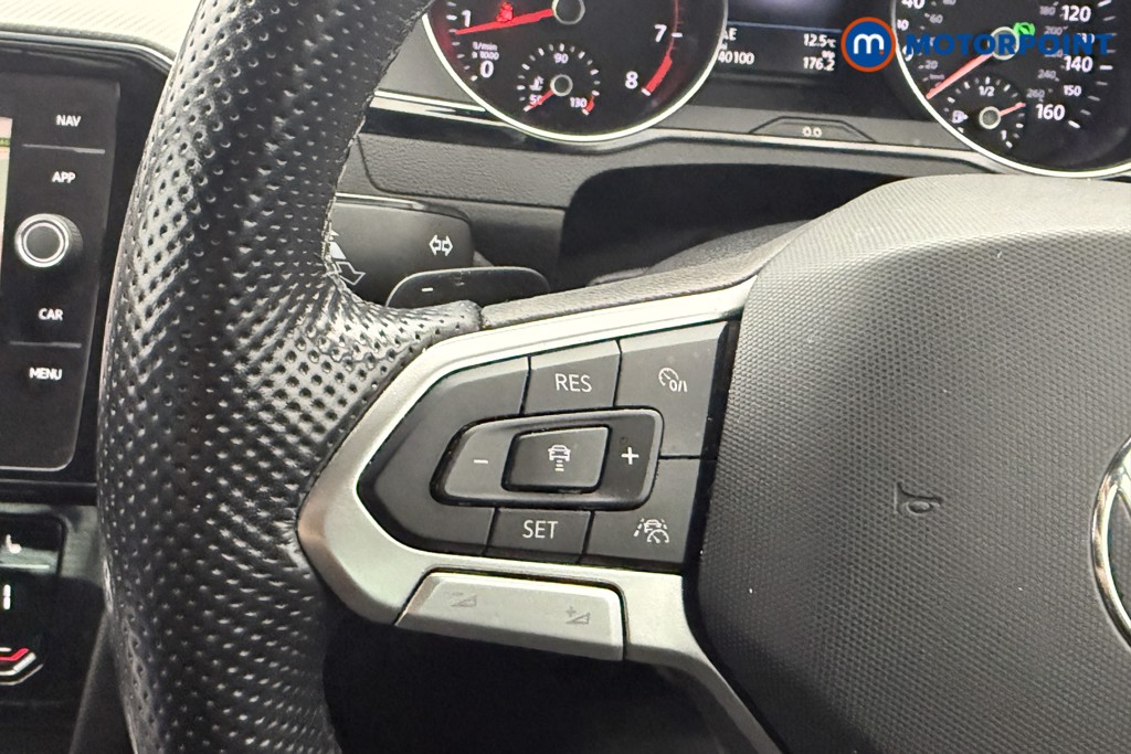 Volkswagen Passat R-Line Automatic Petrol Saloon - Stock Number (1627366) - 7th supplementary image