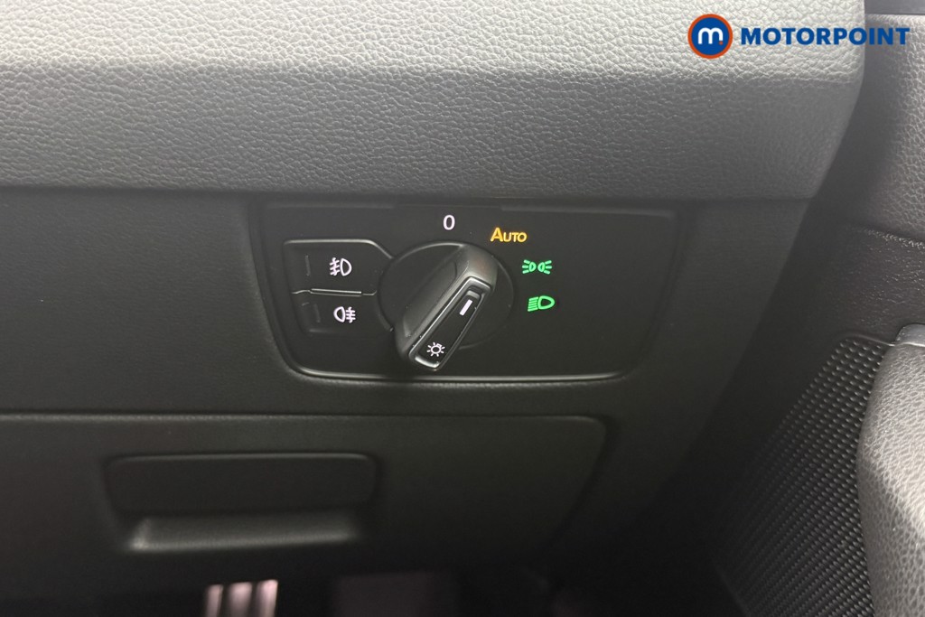 Volkswagen Passat R-Line Automatic Petrol Saloon - Stock Number (1627366) - 9th supplementary image