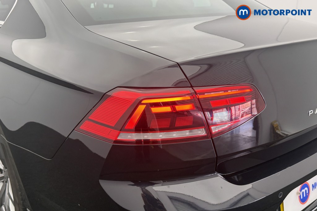 Volkswagen Passat R-Line Automatic Petrol Saloon - Stock Number (1627366) - 25th supplementary image