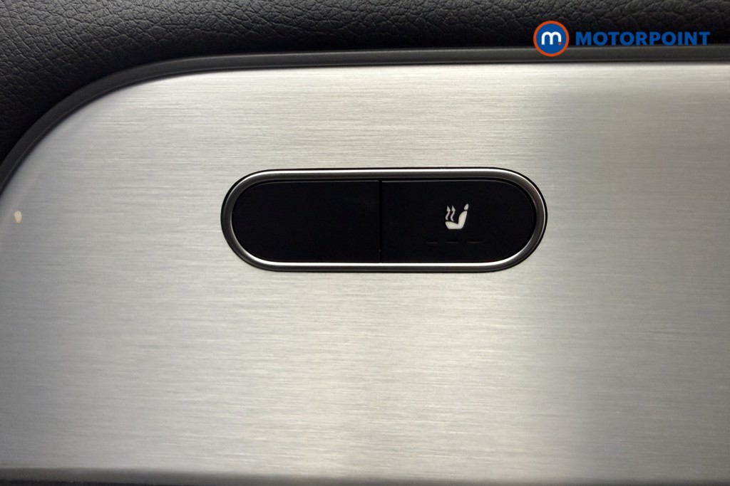 Mercedes-Benz GLA Amg Line Automatic Petrol SUV - Stock Number (1627373) - 15th supplementary image