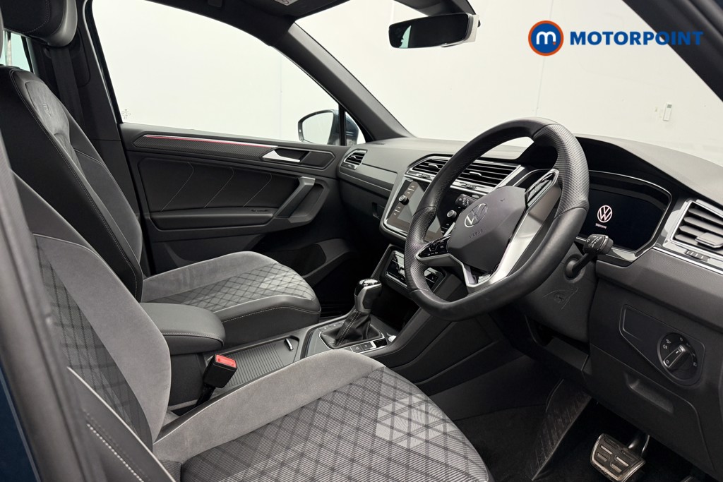 Volkswagen Tiguan R-Line Automatic Petrol Plug-In Hybrid SUV - Stock Number (1627509) - 5th supplementary image
