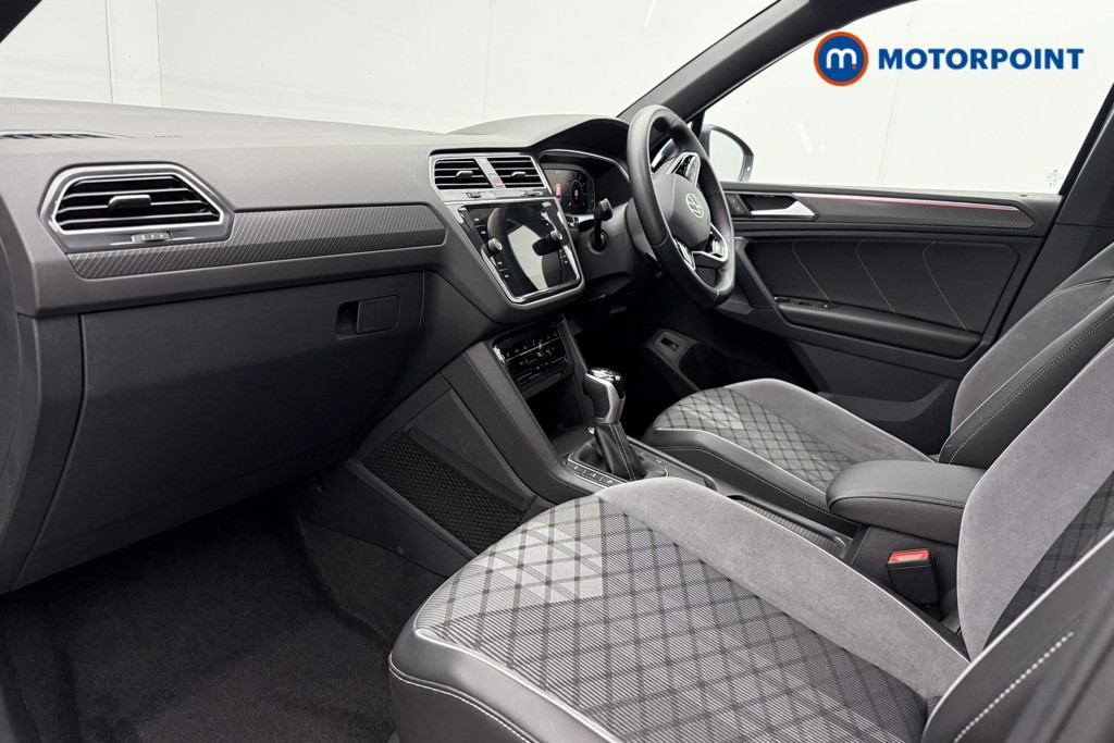 Volkswagen Tiguan R-Line Automatic Petrol Plug-In Hybrid SUV - Stock Number (1627509) - 8th supplementary image