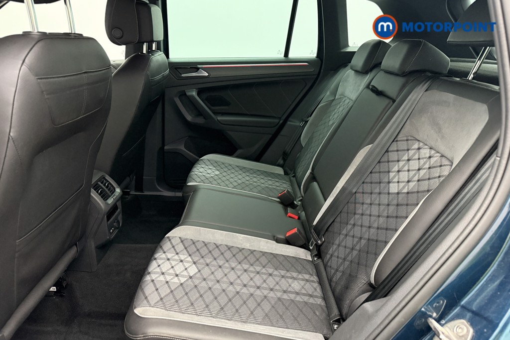 Volkswagen Tiguan R-Line Automatic Petrol Plug-In Hybrid SUV - Stock Number (1627509) - 9th supplementary image