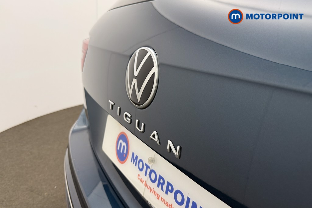 Volkswagen Tiguan R-Line Automatic Petrol Plug-In Hybrid SUV - Stock Number (1627509) - 23rd supplementary image
