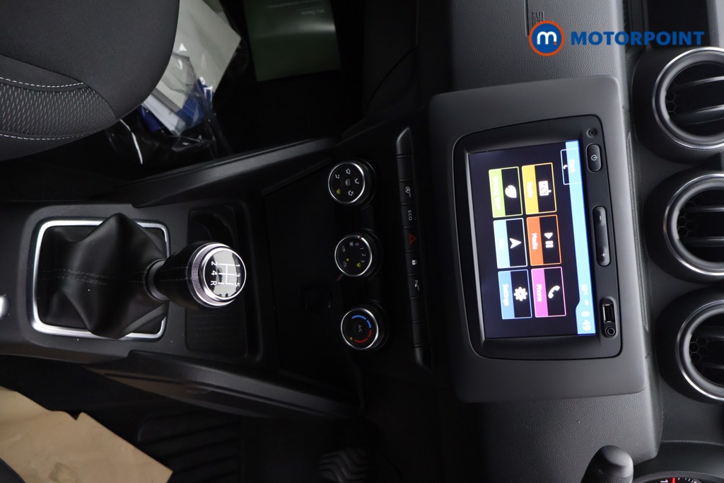 Dacia Duster Comfort Manual Petrol SUV - Stock Number (1627656) - 16th supplementary image