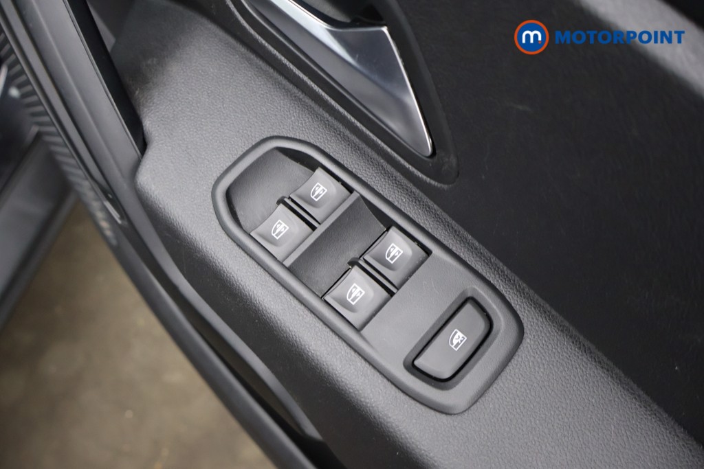 Dacia Duster Comfort Manual Petrol SUV - Stock Number (1627656) - 17th supplementary image