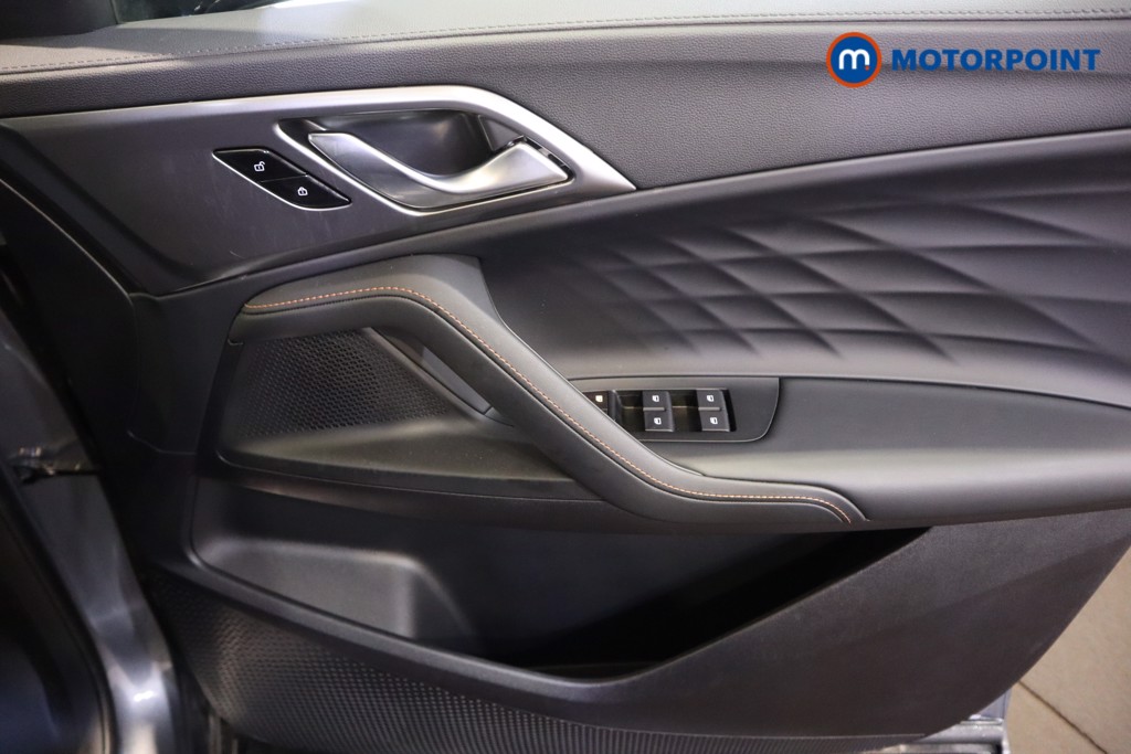 Mg Motor Uk HS Trophy Automatic Petrol Plug-In Hybrid SUV - Stock Number (1627846) - 10th supplementary image