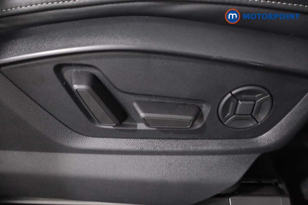 Audi Q7 Black Edition Automatic Diesel SUV - Stock Number (1628051) - 32nd supplementary image