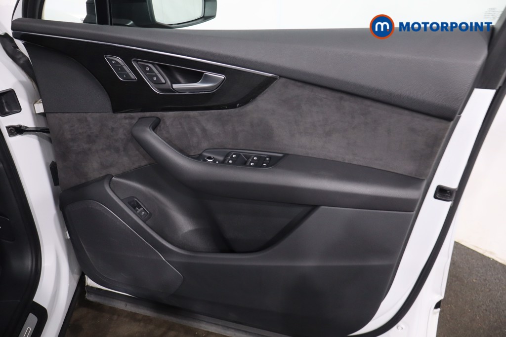 Audi Q7 Black Edition Automatic Diesel SUV - Stock Number (1628051) - 33rd supplementary image