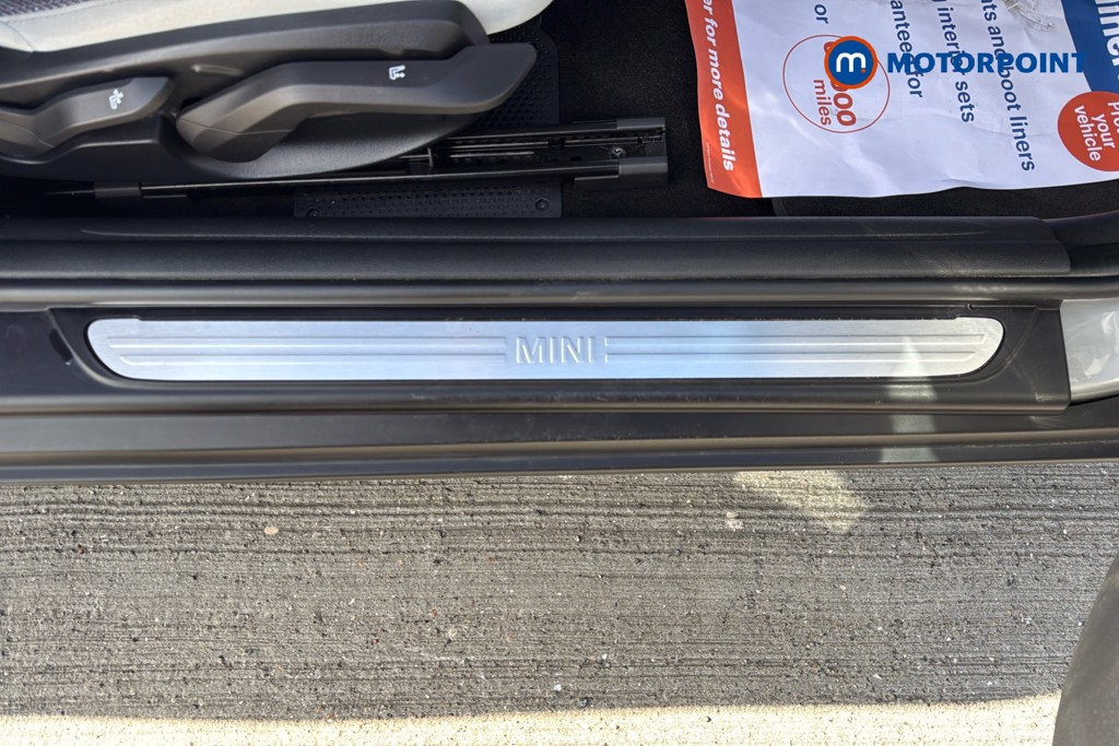 Mini Cooper C Classic Automatic Petrol Hatchback - Stock Number (1628437) - 27th supplementary image