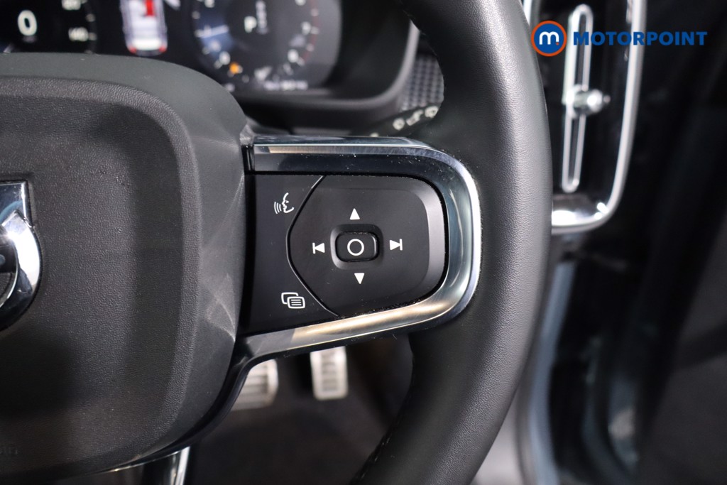 Volvo Xc40 R Design Pro Automatic Petrol SUV - Stock Number (1628544) - 8th supplementary image