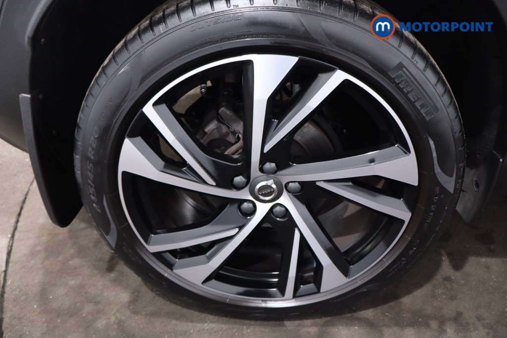 Volvo Xc40 R Design Pro Automatic Petrol SUV - Stock Number (1628544) - 9th supplementary image