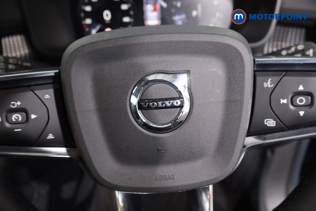 Volvo Xc40 R Design Pro Automatic Petrol SUV - Stock Number (1628544) - 13th supplementary image