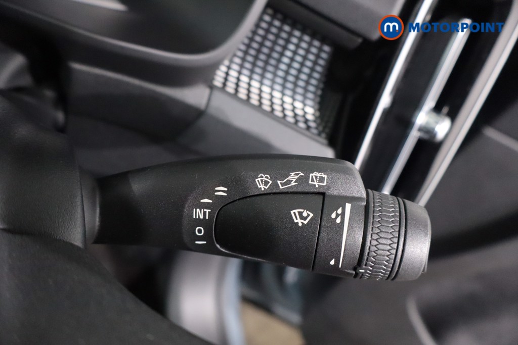 Volvo Xc40 R Design Pro Automatic Petrol SUV - Stock Number (1628544) - 15th supplementary image