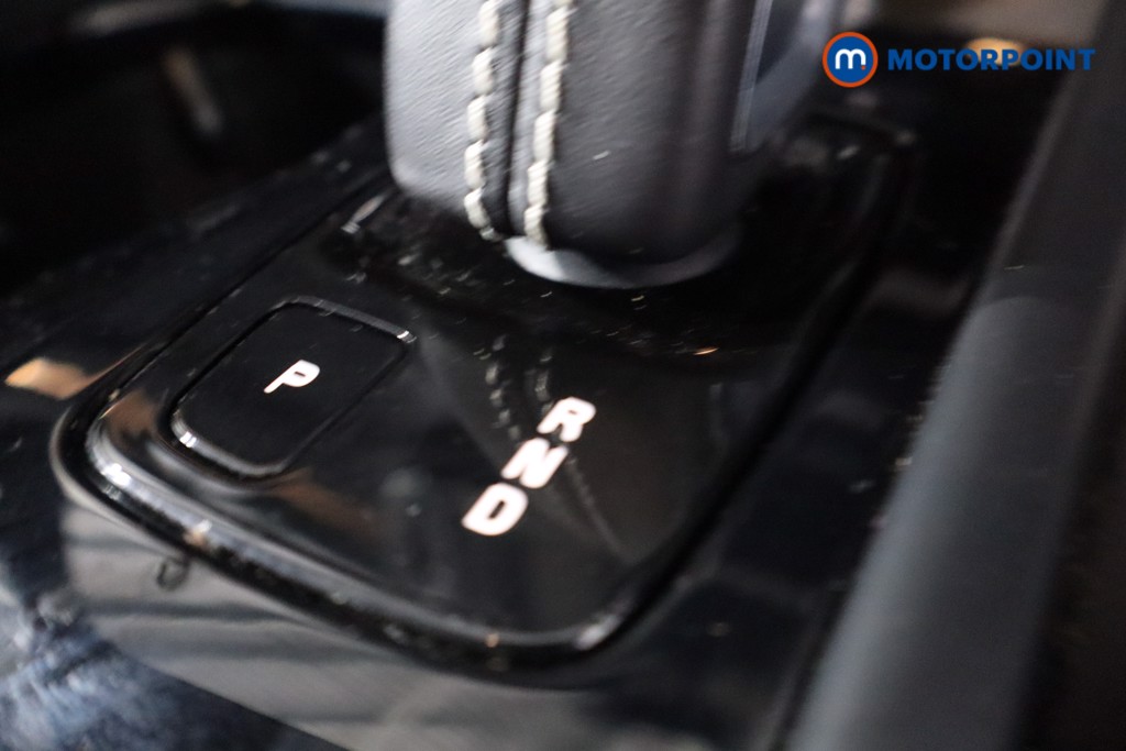 Volvo Xc40 R Design Pro Automatic Petrol SUV - Stock Number (1628544) - 19th supplementary image