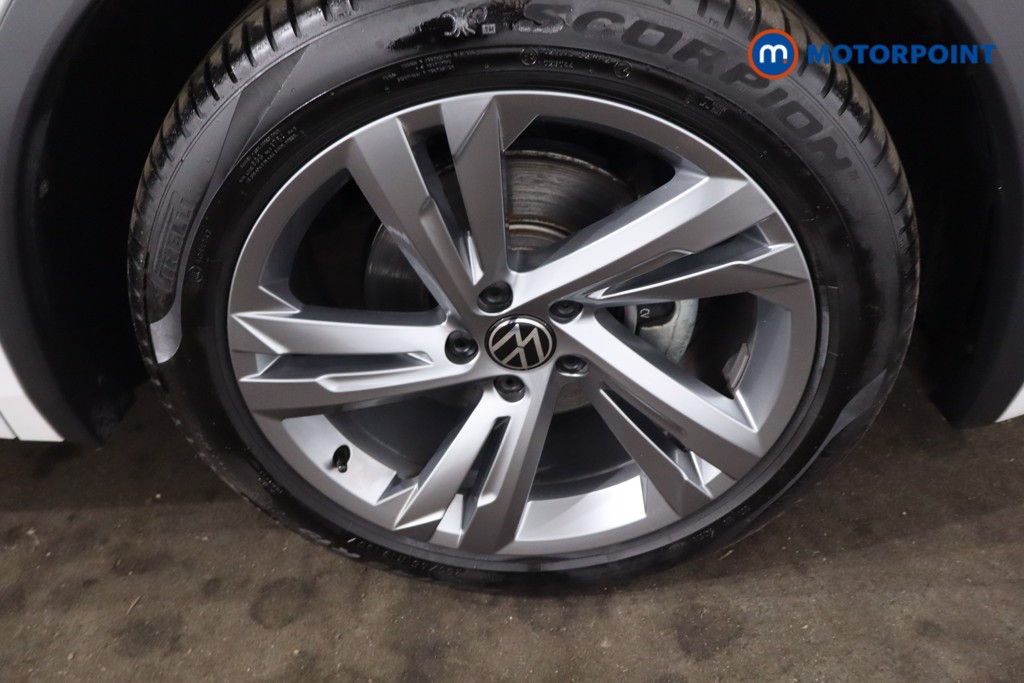 Volkswagen Tiguan R-Line Edition Automatic Petrol SUV - Stock Number (1628581) - 10th supplementary image