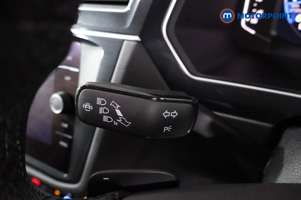 Volkswagen Tiguan R-Line Edition Automatic Petrol SUV - Stock Number (1628581) - 16th supplementary image