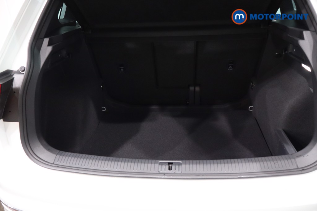 Volkswagen Tiguan R-Line Edition Automatic Petrol SUV - Stock Number (1628581) - 45th supplementary image