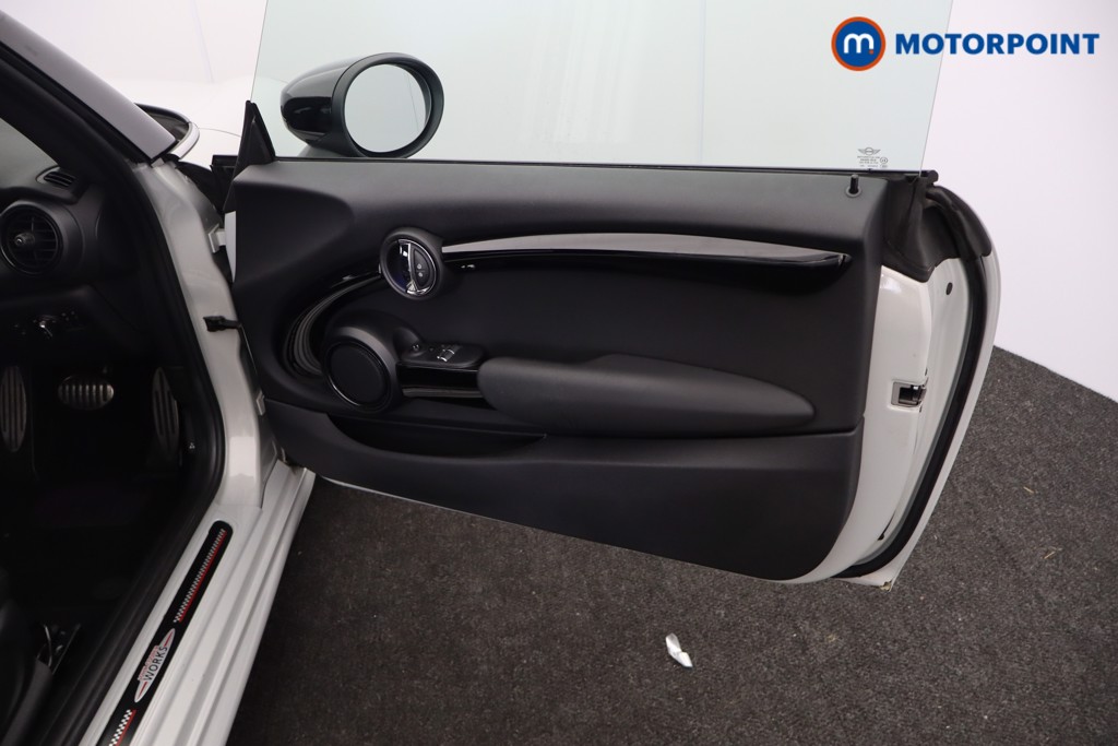 Mini Hatchback Cooper S Sport Automatic Petrol Hatchback - Stock Number (1628617) - 15th supplementary image