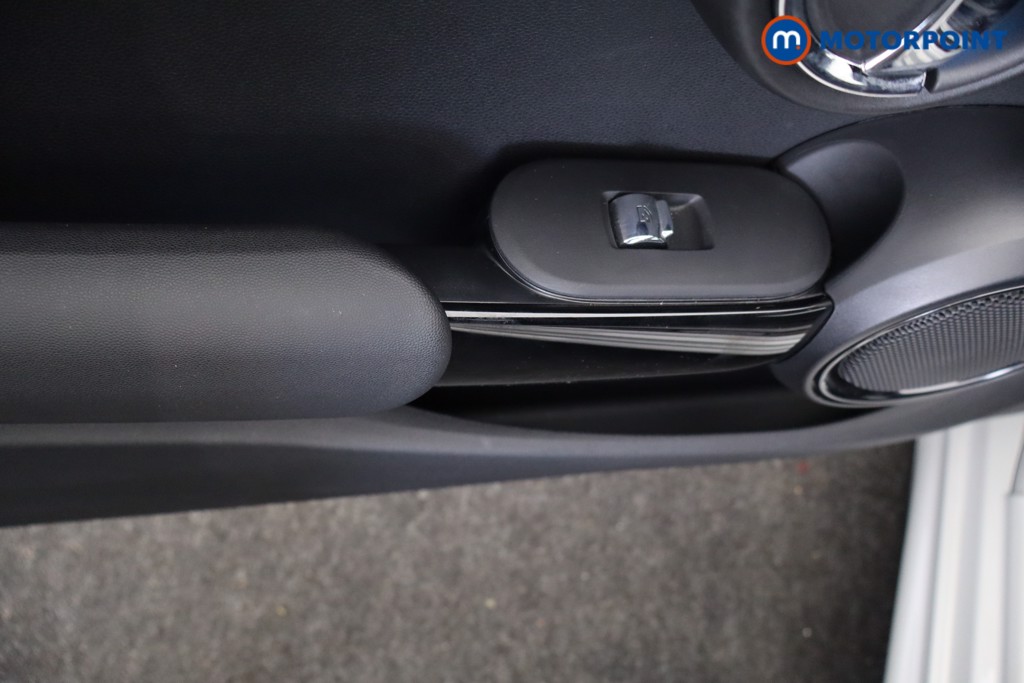 Mini Hatchback Cooper S Sport Automatic Petrol Hatchback - Stock Number (1628617) - 20th supplementary image
