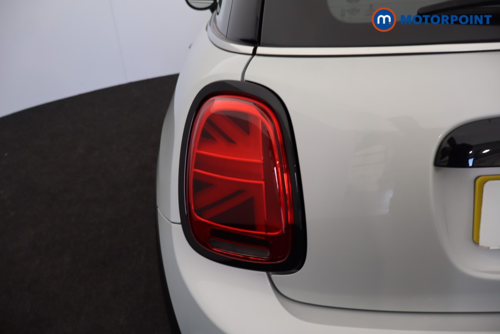 Mini Hatchback Cooper S Sport Automatic Petrol Hatchback - Stock Number (1628617) - 27th supplementary image