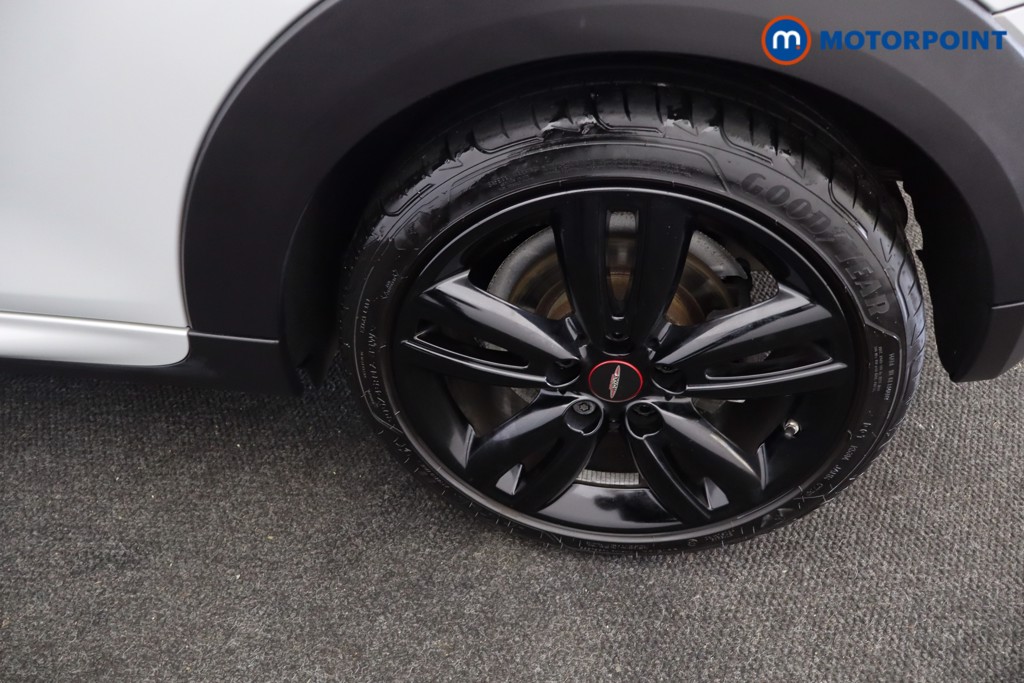 Mini Hatchback Cooper S Sport Automatic Petrol Hatchback - Stock Number (1628617) - 31st supplementary image