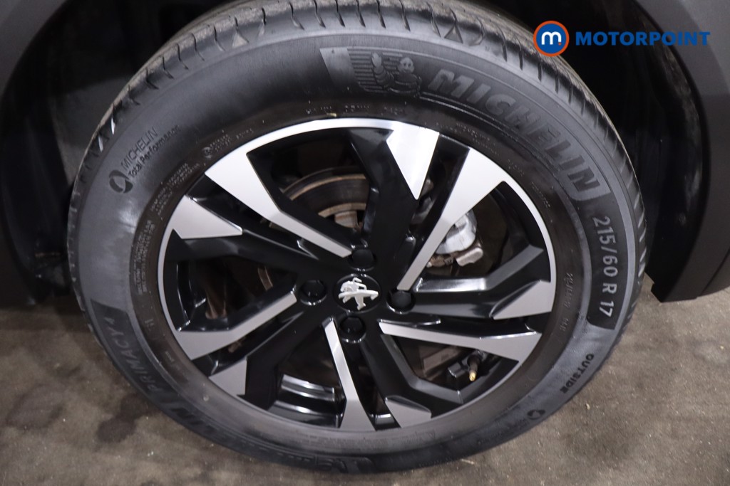 Peugeot 2008 Allure Manual Petrol SUV - Stock Number (1629087) - 12th supplementary image