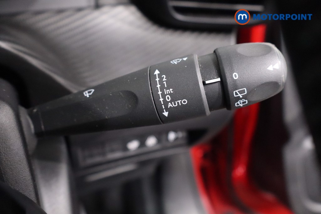 Peugeot 2008 Allure Manual Petrol SUV - Stock Number (1629087) - 15th supplementary image