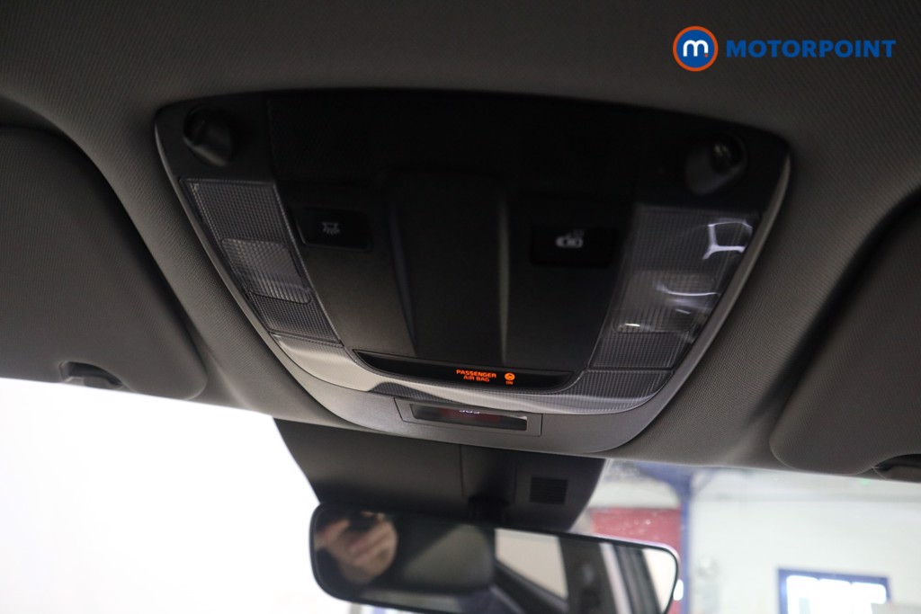 KIA Sportage 3 Automatic Petrol-Electric Hybrid SUV - Stock Number (1629216) - 13th supplementary image