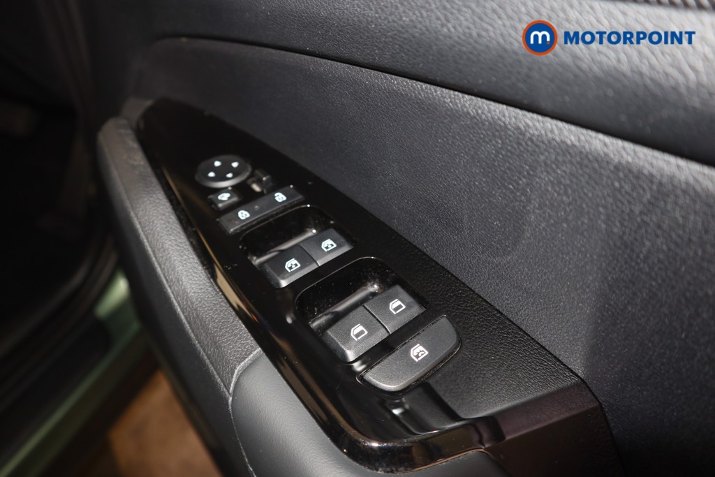 KIA Sportage 3 Automatic Petrol-Electric Hybrid SUV - Stock Number (1629216) - 15th supplementary image