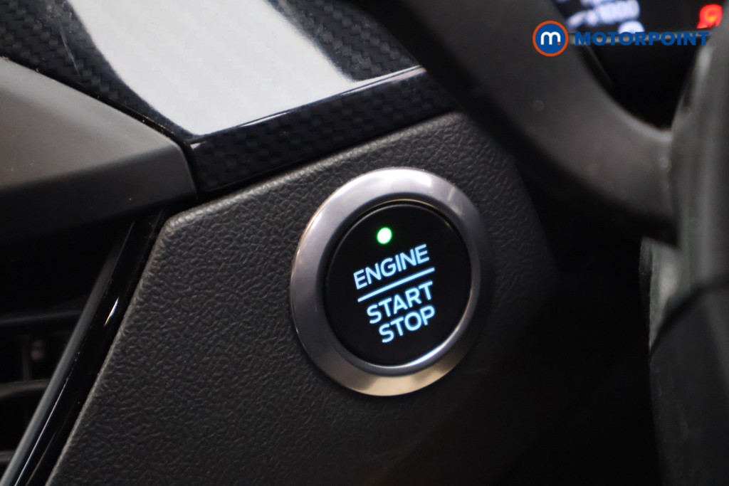 Ford Focus St-Line Manual Petrol Hatchback - Stock Number (1629378) - 11th supplementary image