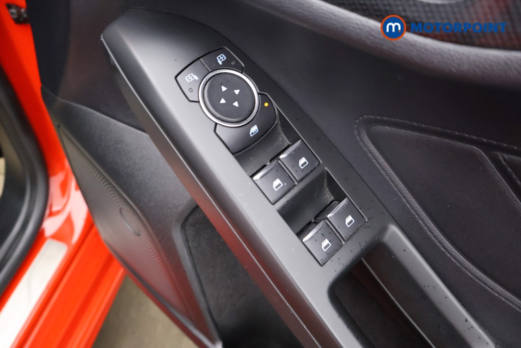 Ford Focus St-Line Manual Petrol Hatchback - Stock Number (1629378) - 18th supplementary image