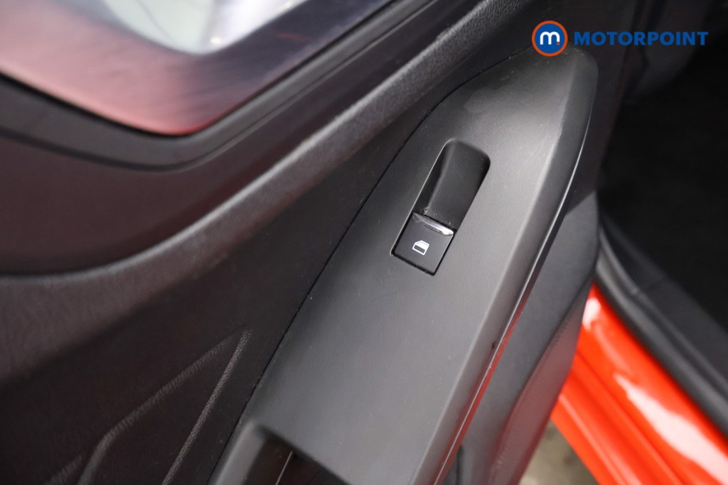 Ford Focus St-Line Manual Petrol Hatchback - Stock Number (1629378) - 27th supplementary image