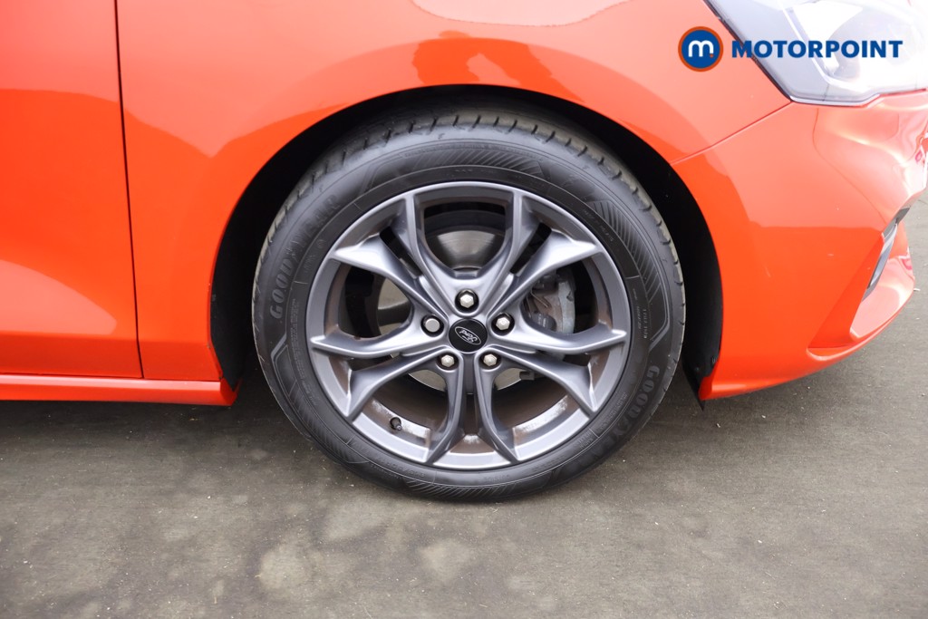 Ford Focus St-Line Manual Petrol Hatchback - Stock Number (1629378) - 1st supplementary image