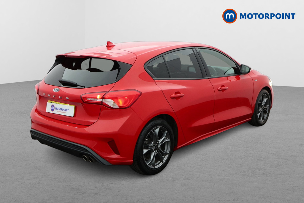 Ford Focus St-Line Manual Petrol Hatchback - Stock Number (1629378) - Drivers side rear corner