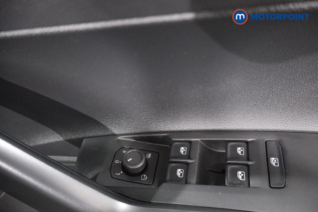Volkswagen Polo Life Manual Petrol Hatchback - Stock Number (1629379) - 10th supplementary image