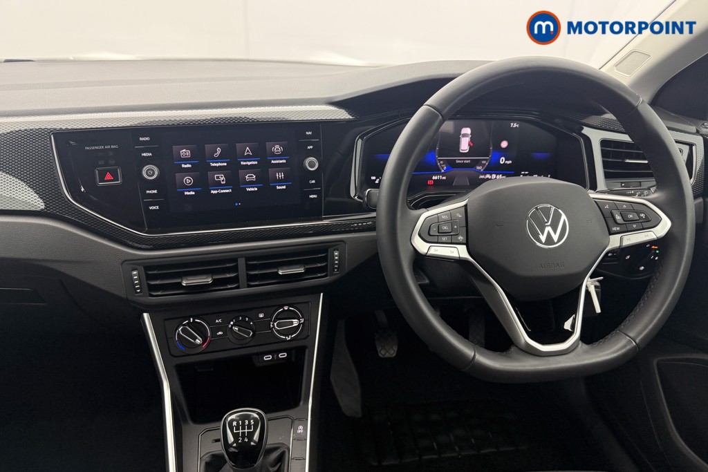 Volkswagen Polo Life Manual Petrol Hatchback - Stock Number (1629381) - 1st supplementary image