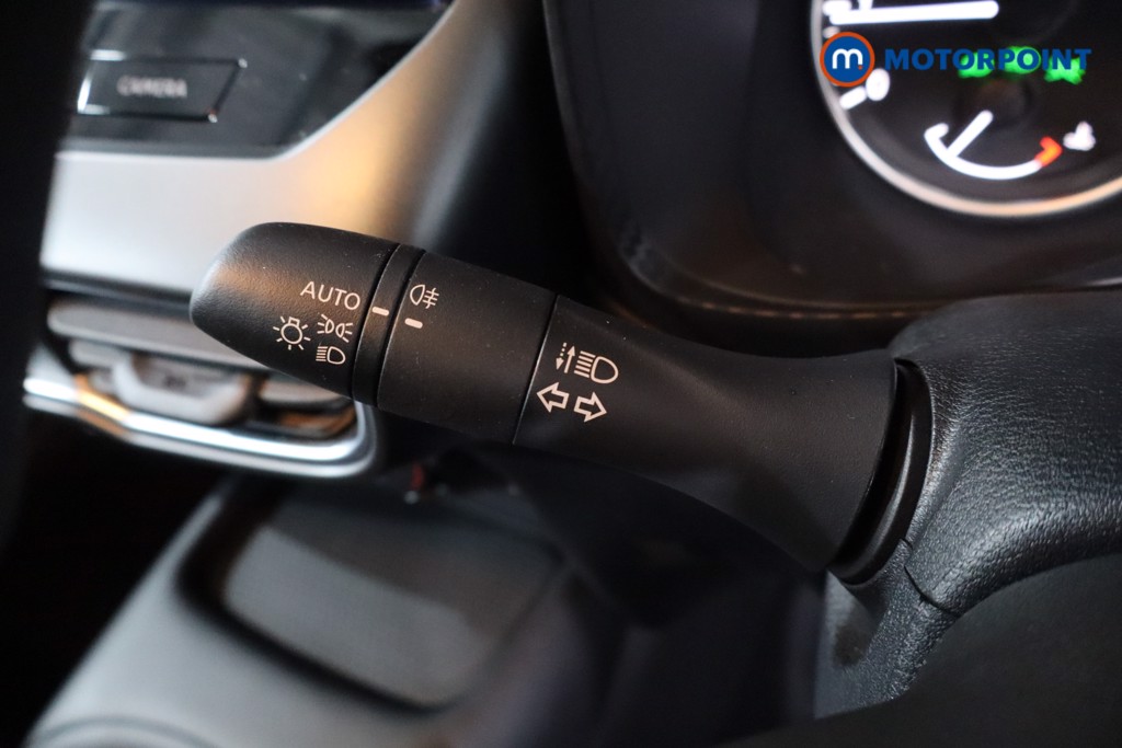 Nissan Juke Acenta Premium Manual Petrol SUV - Stock Number (1629867) - 14th supplementary image