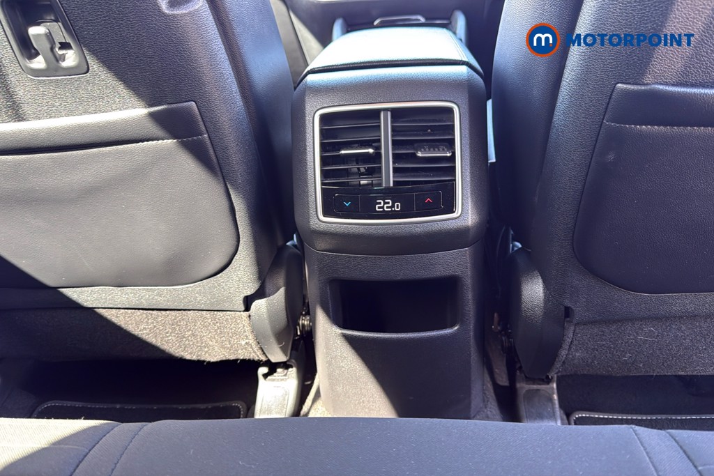 KIA Sportage 3 Automatic Petrol-Electric Hybrid SUV - Stock Number (1629935) - 30th supplementary image