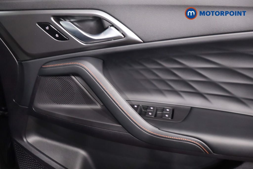 Mg Motor Uk HS Trophy Automatic Petrol-Electric Hybrid SUV - Stock Number (1629960) - 23rd supplementary image