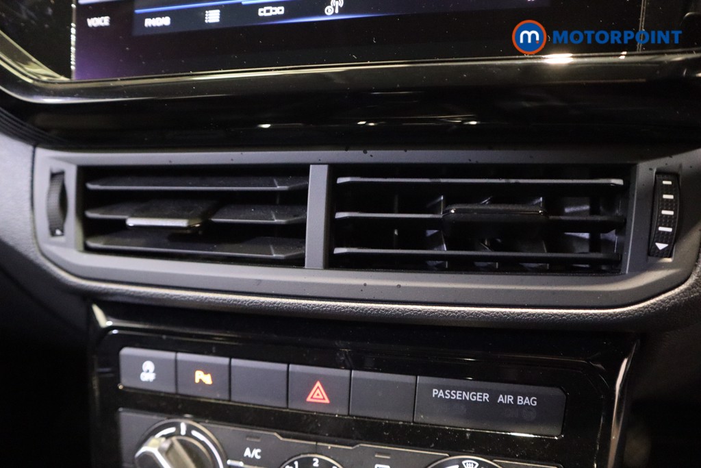 Volkswagen T-Cross Black Edition Manual Petrol SUV - Stock Number (1630461) - 5th supplementary image